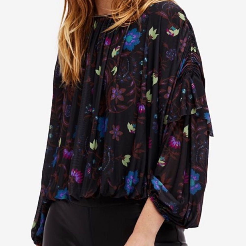 LIKE new Free People top